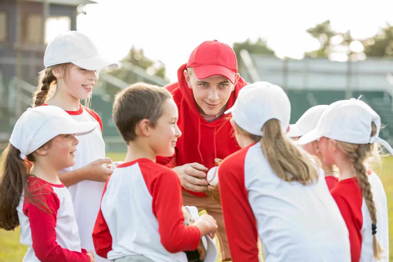 Featured image: Best Resources for Youth Baseball Coaches: Top Ways for Baseball Administrators to Streamline Coaching